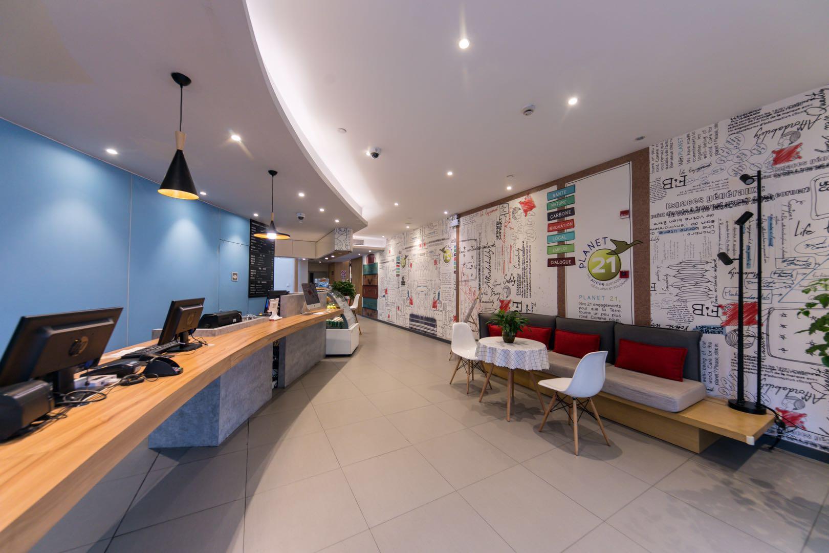 Ibis Shanghai Gubei Zewnętrze zdjęcie